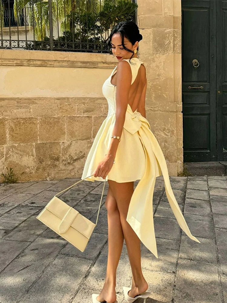 Robe Jaune Pastel